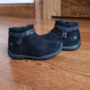 Striderite Maddie toddler's booties